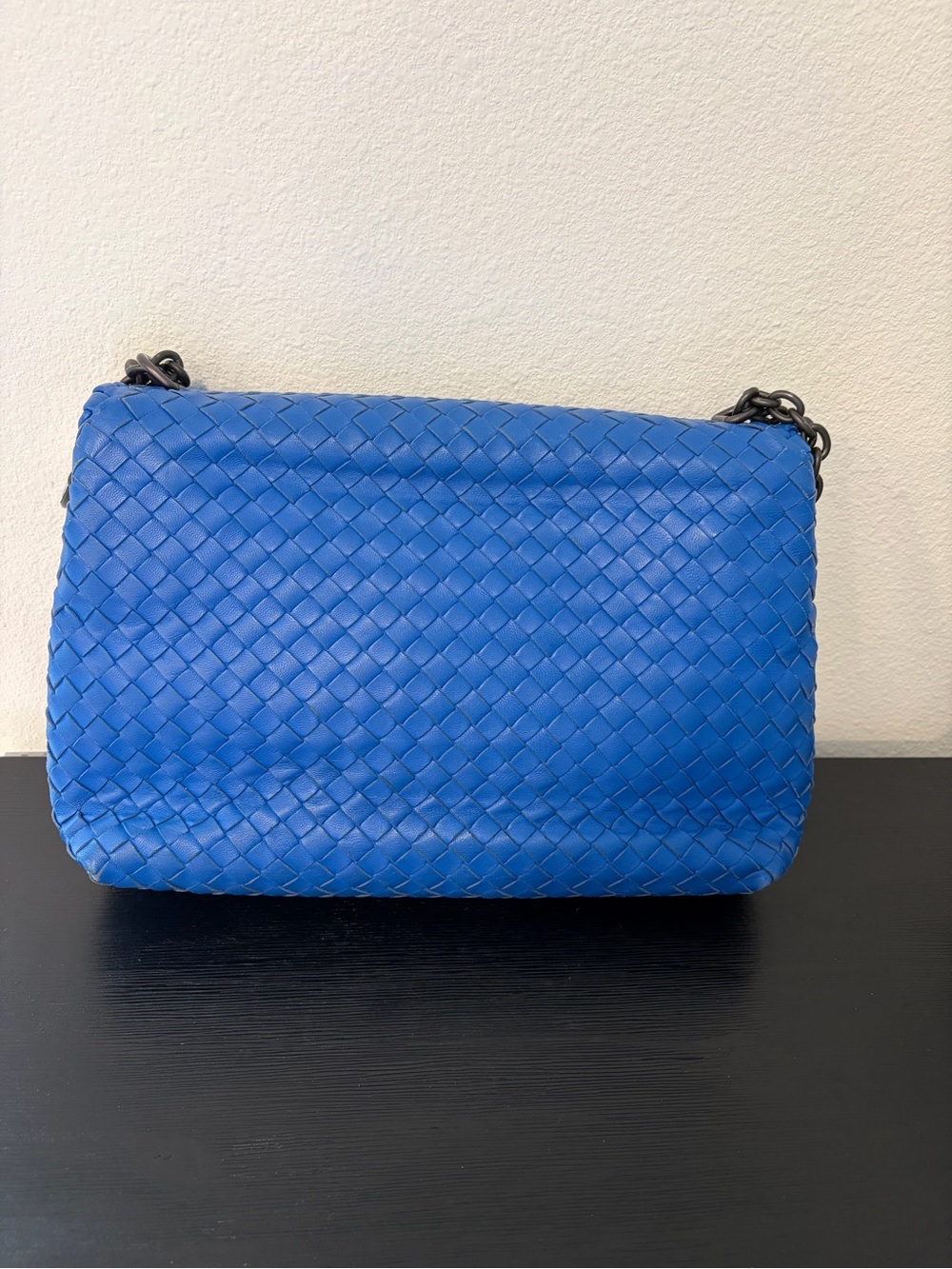 Bottega Veneta Blue Intrecciato Leather Large Olimpia Bag - Picture 2 of 16